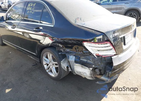 2013 Mercedes-Benz C 250 Sport from USA, damaged, VIN WDDGF4HB1DR265804